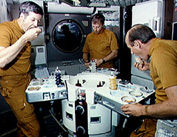 Skylab dining