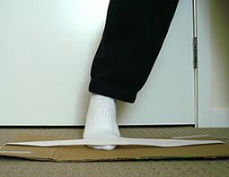 Mock-up: elastic foot/hand rails